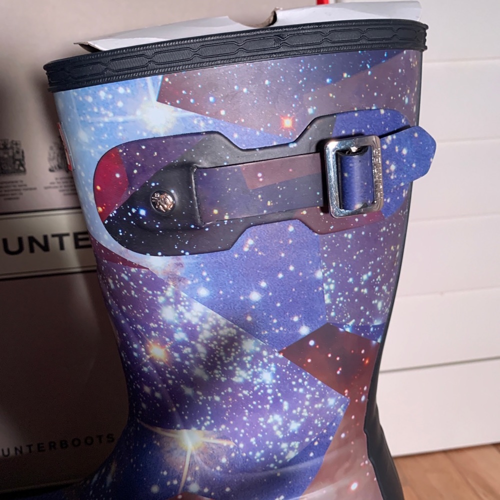 Hunter Boots - image 7